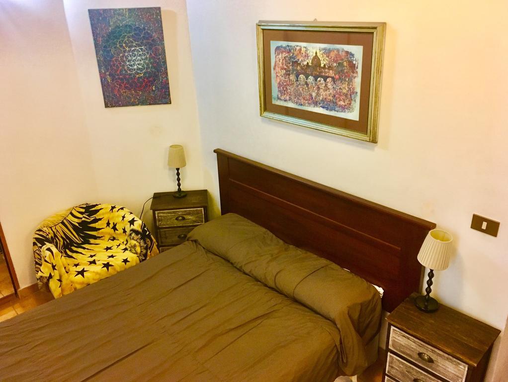 רומא B&B Colosseum Rooms מראה חיצוני תמונה